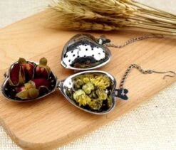 Merkloos RVS Thee Ei Hartje | Theefilter Mannetje | Losse Theezeef | Kruidenhart | Zeef | Tang | Infuser | Thee Ei | RVS | 1 Stuks -LAVAZZA Winkel 1200x1023 1