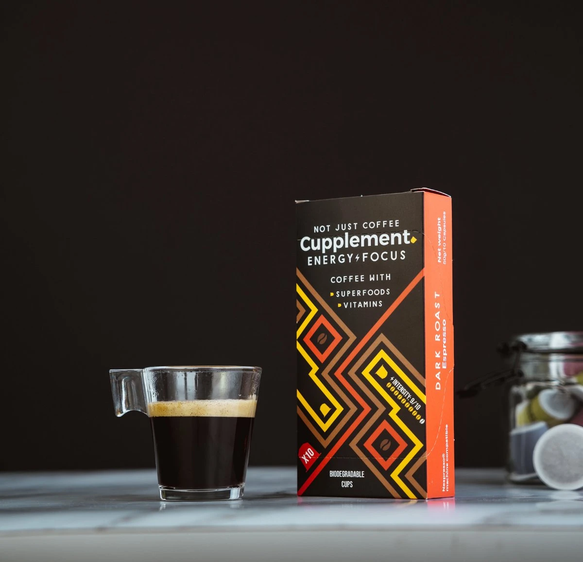 Cupplement Energy/Focus blend dark roast espresso - 10 Nespresso koffiecups - Koffie met vitamines, extra cafeïne en superfoods - Duurzame biologische afbreekbare koffie capsules Cupplement Energy/Focus Blend Dark Roast Espresso - 10 Nespresso Koffiecups - Koffie Met Vitamines, Extra Cafeïne En Superfoods - Duurzame Biologische Afbreekbare Koffie Capsules -LAVAZZA Winkel 1200x1157 1