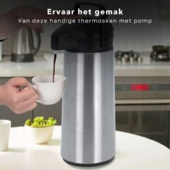 Cheqo® Thermos Pomp - 1.8L Roestvrij Staal - Isoleerkan Met Pomp - Thermoskan Met Pomp - Zwarte Dop & Handvat - Houdt 6 Uur Warm - 1800ml - Afmeting 17x14x36cm -LAVAZZA Winkel 1200x1200 341
