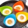 IGOODS 4 Pack Egg Poacher Cups - Perfect Gepocheerde Eieren - Egg Maker Niet-gepocheerde Eieren Cups BPA Gratis Siliconen Ei Poacher Cups Magnetron Ei Poacher- Ei Poacher Pan- Boiler Steamer- Magnetron Eieren