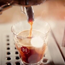 Douwe Egberts Intens Koffiebonen - 4 X 500 Gram 4 Douwe Egberts Intens Koffiebonen - 4 X 500 Gram -LAVAZZA Winkel 1200x1200 779