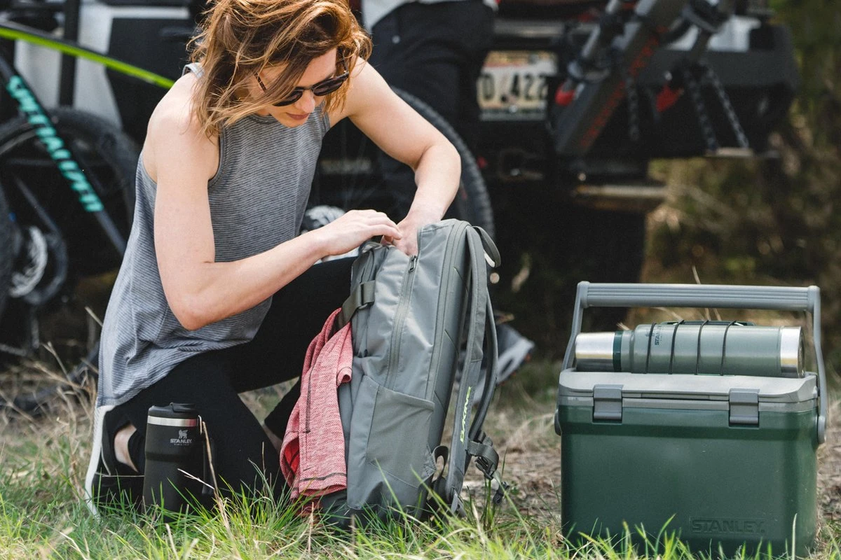 Stanley The Legendary Classic Bottle 1,90L - thermosfles - Hammertone Green Stanley The Legendary Classic Bottle 1,90L - Thermosfles - Hammertone Green -LAVAZZA Winkel 1200x800 1