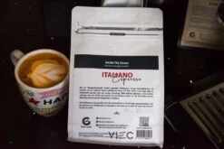 Italiano Espresso Honey Process Vietnamese Koffiebonen Aanbieding 250g GAIA Cafe -LAVAZZA Winkel 1200x800 110