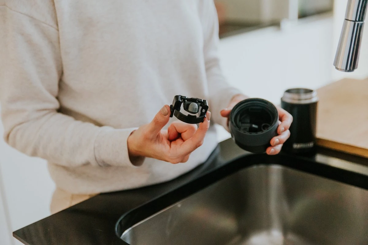 Kambukka Etna Thermosbeker 300 ml - makkelijk reinigen - lekvrije Koffiebeker - Pitch Black Kambukka Etna Thermosbeker 300 Ml - Makkelijk Reinigen - Lekvrije Koffiebeker - Pitch Black -LAVAZZA Winkel 1200x800 15