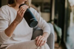 Kambukka Etna Grip Thermosbeker 500 Ml - Makkelijk Reinigen - Lekvrije Koffiebeker - Zwart -LAVAZZA Winkel 1200x800 5