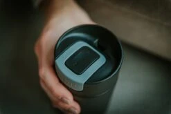 Kambukka Olympus Thermosbeker 300 Ml - Makkelijk Reinigen - Lekvrije Koffiebeker - RVS - Jet Black 1 Kambukka Olympus Thermosbeker 300 Ml - Makkelijk Reinigen - Lekvrije Koffiebeker - RVS - Jet Black -LAVAZZA Winkel 1200x800 74