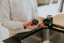 Kambukka Olympus Thermosbeker 300 Ml - Makkelijk Reinigen - Lekvrije Koffiebeker - RVS - Jet Black 3 Kambukka Olympus Thermosbeker 300 Ml - Makkelijk Reinigen - Lekvrije Koffiebeker - RVS - Jet Black -LAVAZZA Winkel 1200x800 75