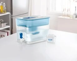 BRITA - Waterfilterkan Flow Cool - Blauw - 8,2L -LAVAZZA Winkel 1200x959