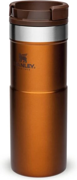 Stanley The NeverLeak™ Travel Mug 0,47L NEW - Thermosfles - Maple -LAVAZZA Winkel 515x1200