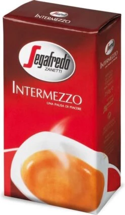 Segafredo Intermezzo - 1 Kg -LAVAZZA Winkel 699x1200
