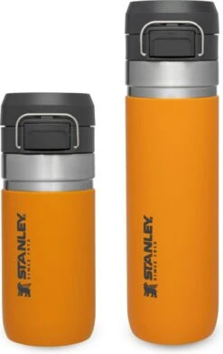 Stanley The Quick Flip Water Bottle 0,70L - Thermosfles - Saffron -LAVAZZA Winkel 757x1200