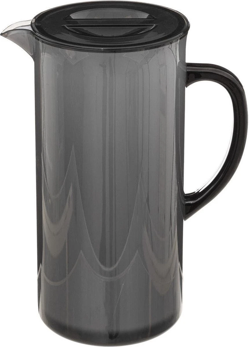 Sapkan/schenkkan karaf met deksel 1950 ml zwart - Formaat: 18 x 10,5 x 25 cm - Materiaal: kunststof Sapkan/schenkkan Karaf Met Deksel 1950 Ml Zwart - Formaat: 18 X 10,5 X 25 Cm - Materiaal: Kunststof -LAVAZZA Winkel