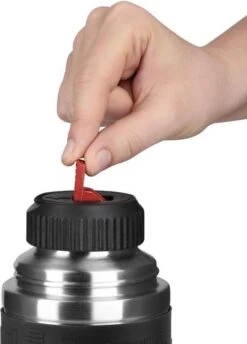 Tefal Senator Sleeve Isoleerfles - 1L - RVS/Zwart 2 Tefal Senator Sleeve Isoleerfles - 1L - RVS/Zwart -LAVAZZA Winkel 861x1200 1