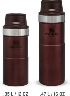 Stanley Trigger-Action Travel Mug 0.47L - Thermosfles - Wine 10 Stanley Trigger-Action Travel Mug 0.47L - Thermosfles - Wine -LAVAZZA Winkel 875x1200 2