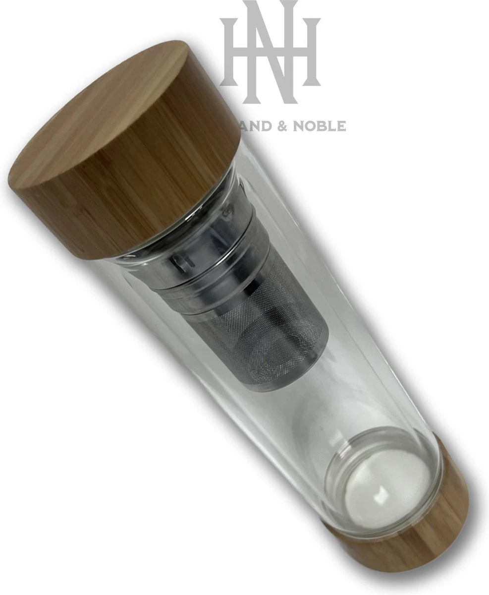 Holland & Noble - Thermo Theefles met zeef - 400 ml borosilicate glas dubbelwandig - thee-infuser met bamboe schroefdop aan beide zijdes en roestvrijstalen zeef - inclusief neopreen hoes Holland & Noble - Thermo Theefles Met Zeef - 400 Ml Borosilicate Glas Dubbelwandig - Thee-infuser Met Bamboe Schroefdop Aan Beide Zijdes En Roestvrijstalen Zeef - Inclusief Neopreen Hoes -LAVAZZA Winkel 987x1200 1